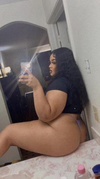 Nilla Bean, 25  female escort, Sioux Falls