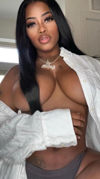 Celine Assure, 33  female escort, Sioux Falls