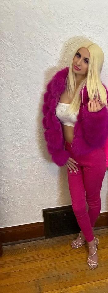 929-815-6437, 20  female escort, Sioux Falls
