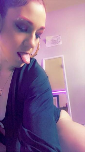 Throat Goat, 38  female escort, Sioux Falls