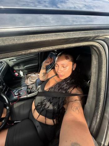 Cherry, 25  female escort, Sioux Falls