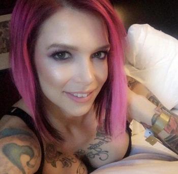 2053467635, female escort, Sioux Falls